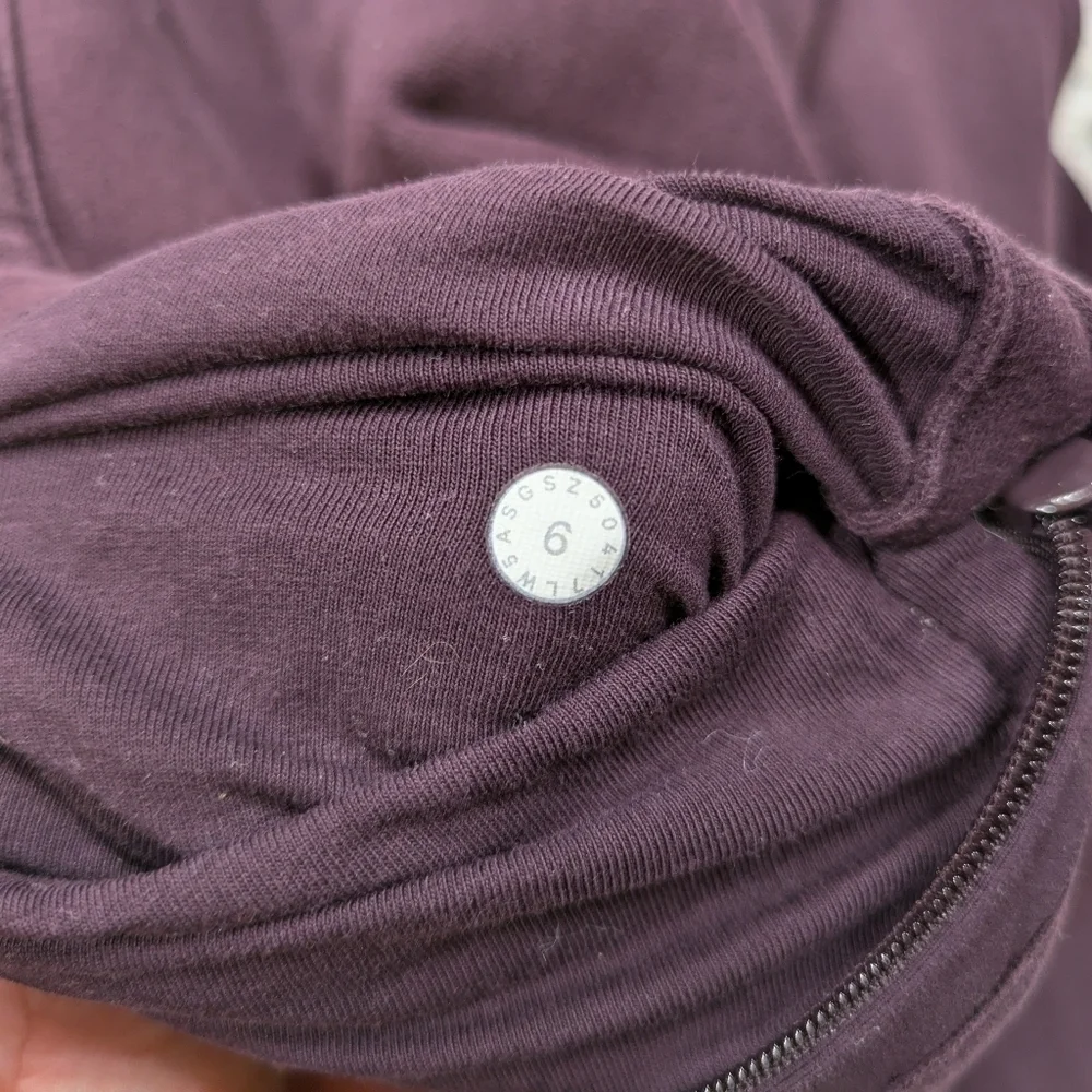 Lululemon Joggers Women's 6 Purple Cherry Get Going Light Cotton Terry 28”
